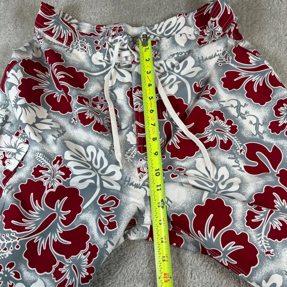Vintage M.V Fashion Board Shorts Mens 33 Red Tropical Hibiscus Floral Swim Trunk